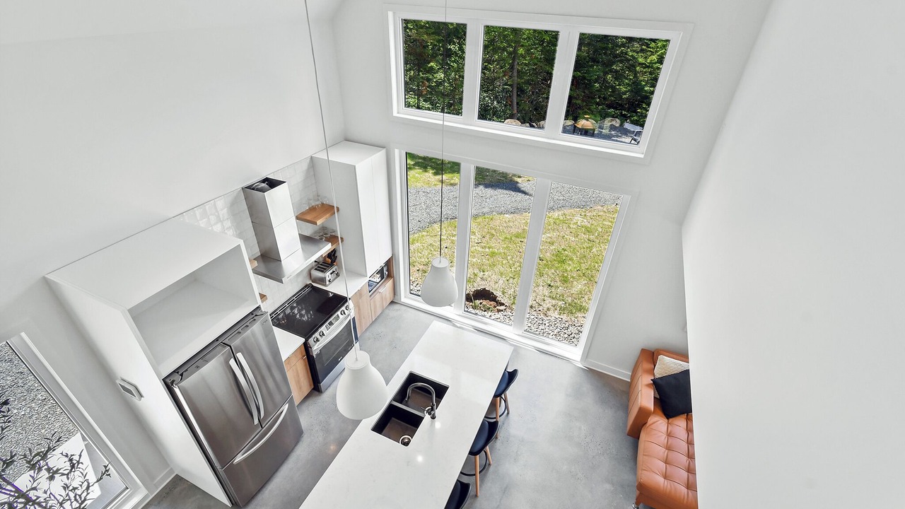 Photo of Kitchen in Lac-Swell