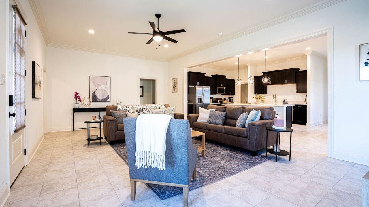 Photo of Livingroom in Milton