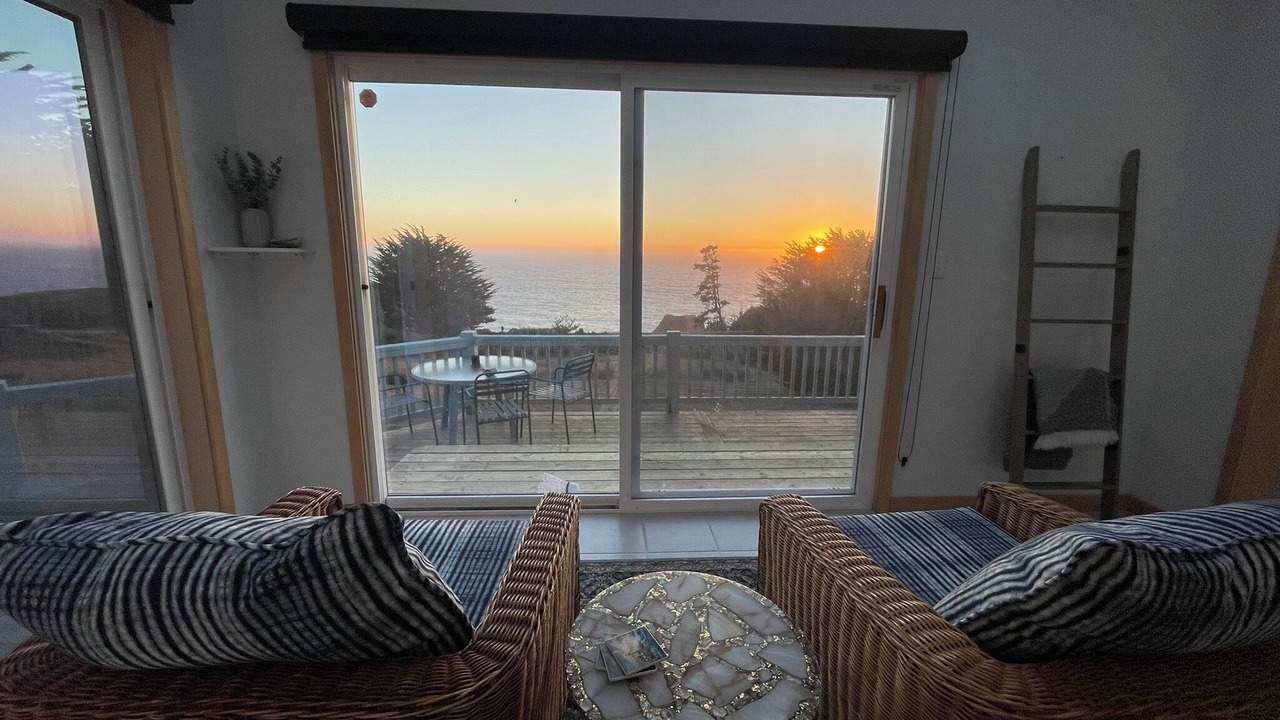 Photo of Livingroom in Gualala