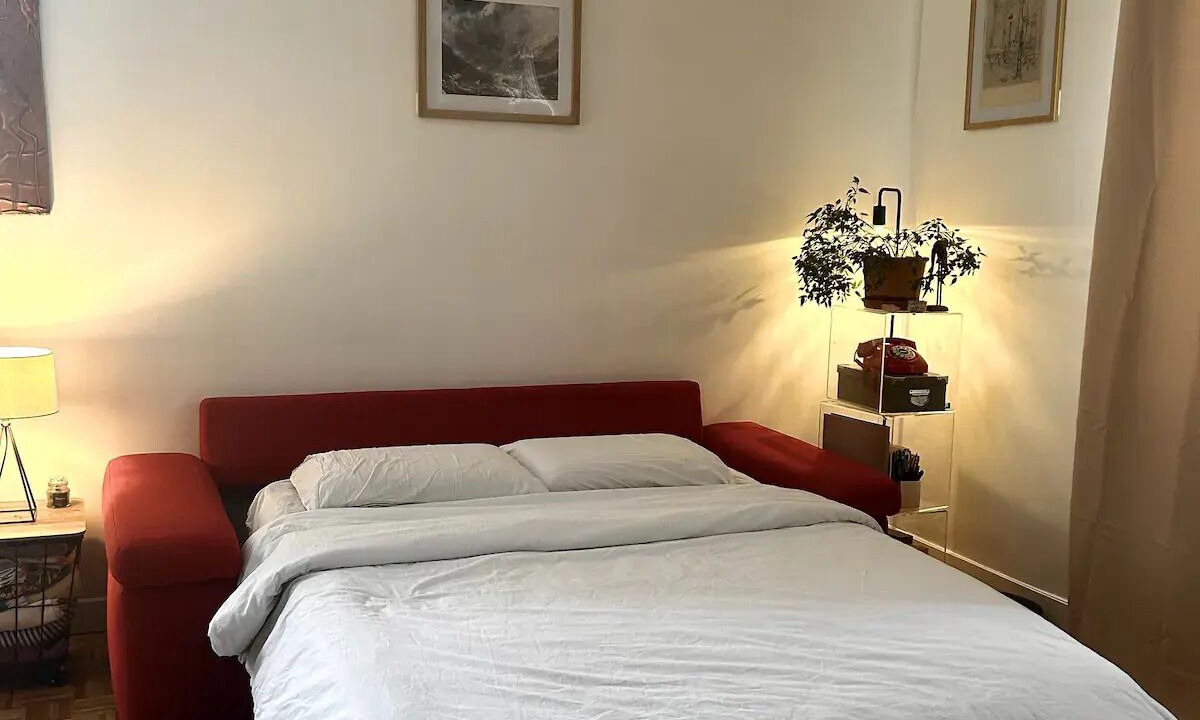 Photo of Bedroom in Saint-Fargeau