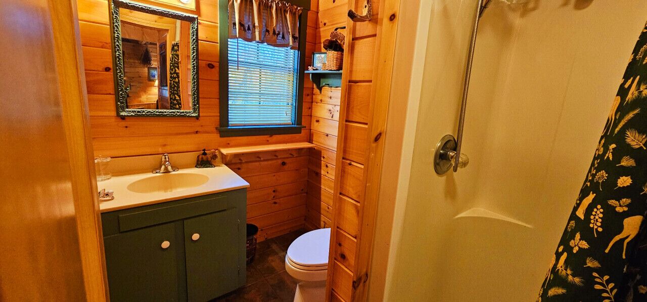 Photo of Bathroom in Beaver Cove