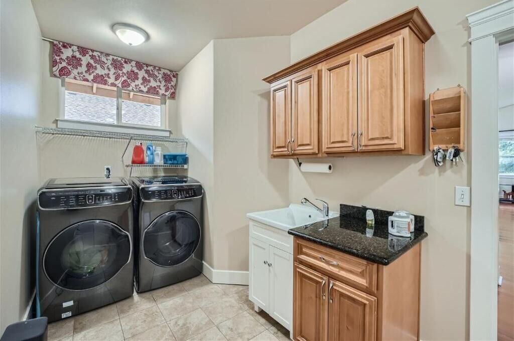 Photo of Others in Olympia