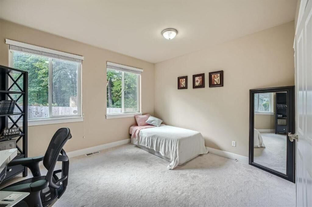 Photo of Others in Olympia