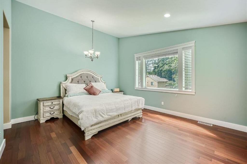 Photo of Others in Olympia