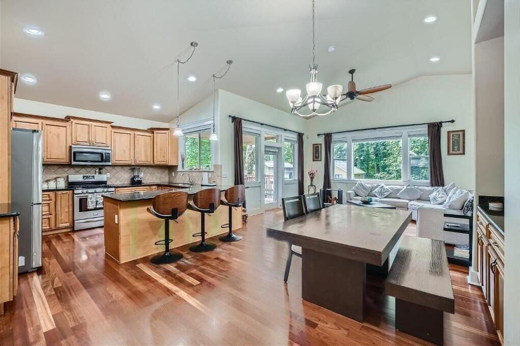 Photo of Others in Olympia