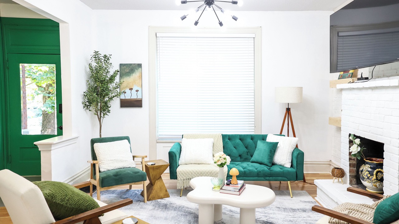 Photo of Livingroom in Tower Grove East
