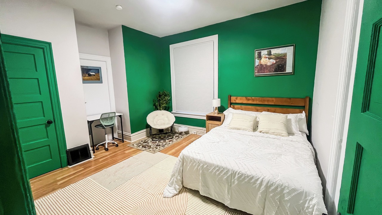 Photo of Bedroom in Tower Grove East