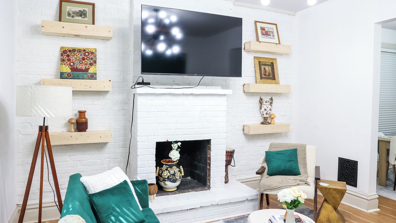 Photo of Livingroom in Tower Grove East