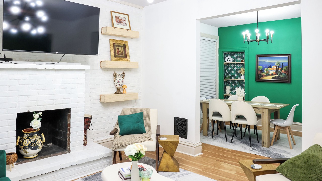 Photo of Livingroom in Tower Grove East