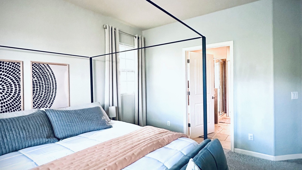 Photo of Bedroom in Shell Knob