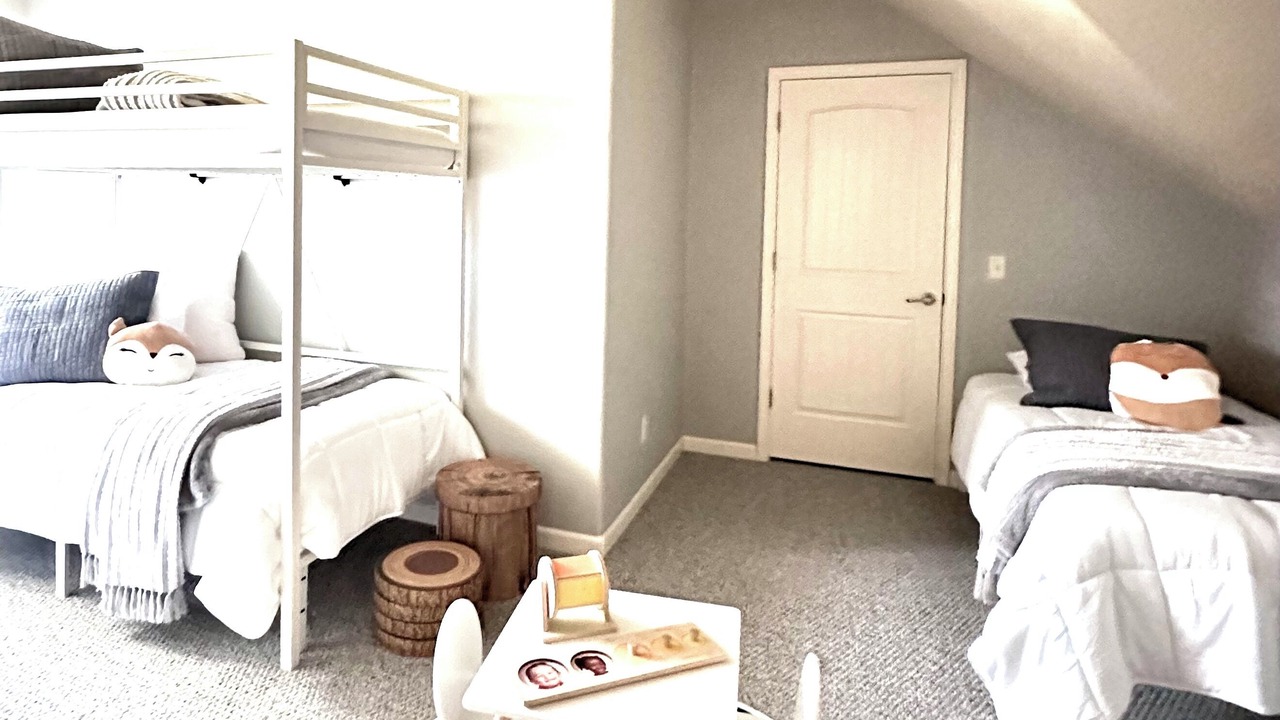 Photo of Bedroom in Shell Knob