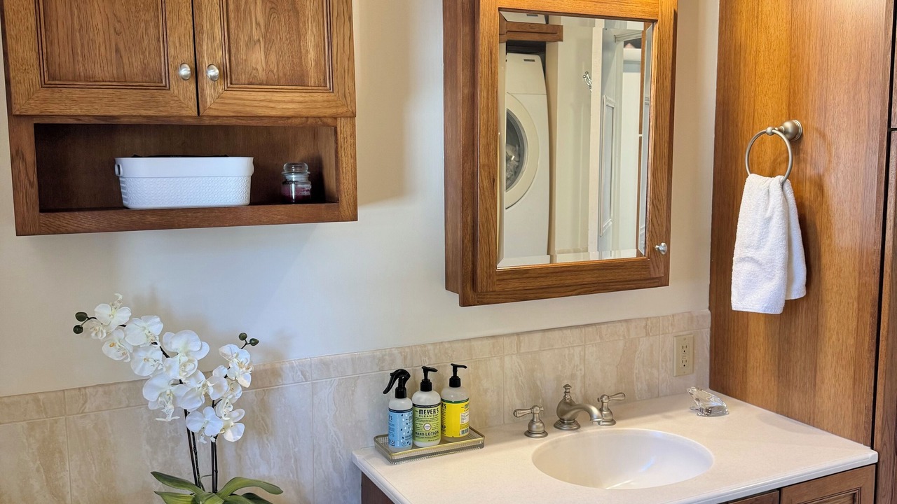 Photo of Bathroom in Benton