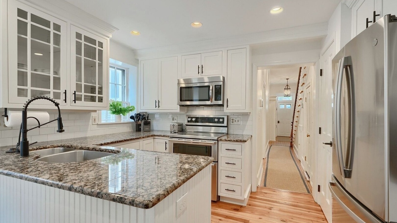 Photo of Kitchen in Historic District