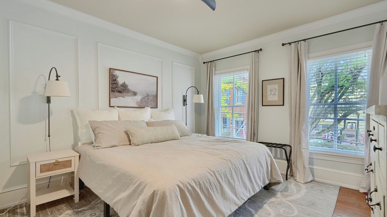Photo of Bedroom in Historic District