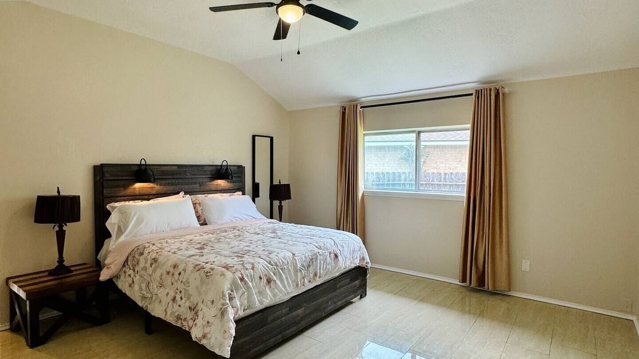 Photo of Bedroom in George Bush Park/Eldridge