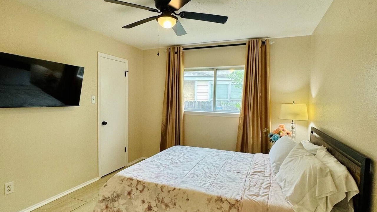 Photo of Bedroom in George Bush Park/Eldridge