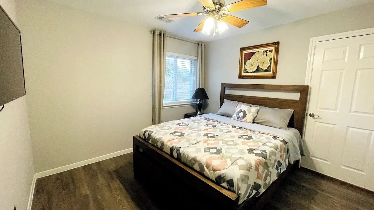 Photo of Bedroom in Barker