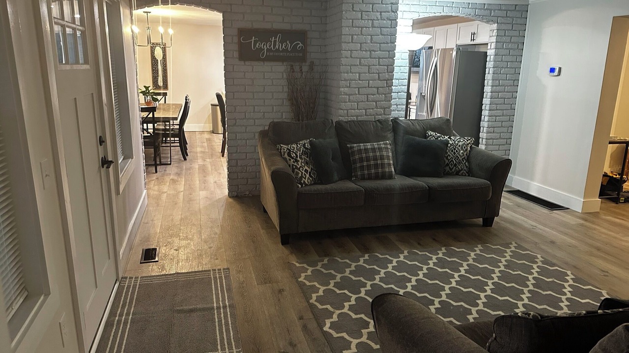 Photo of Livingroom in Kilbourne