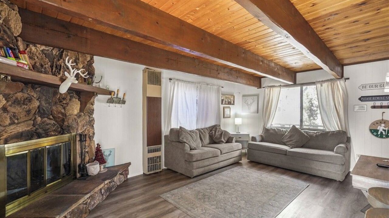 Photo of Livingroom in Big Bear City
