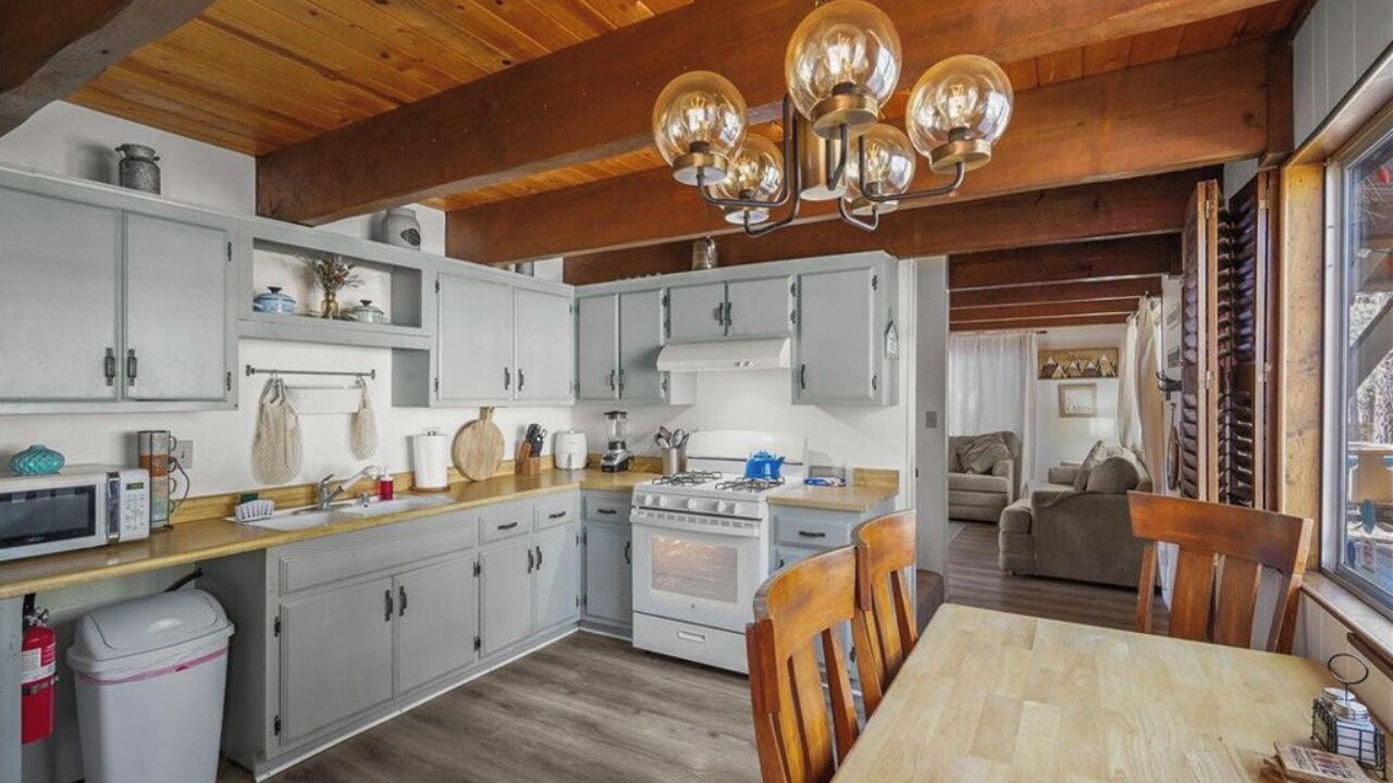 Photo of Kitchen in Big Bear City