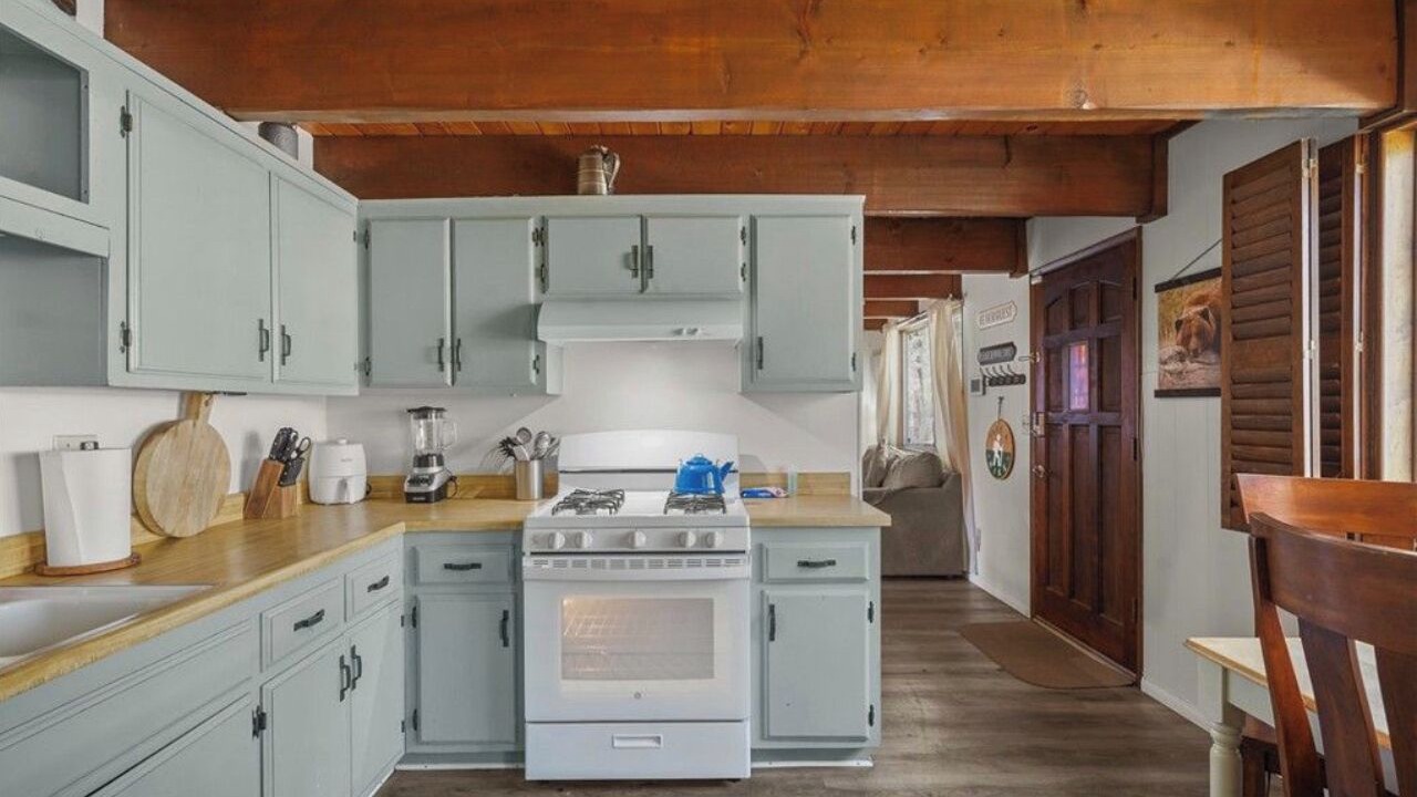 Photo of Kitchen in Big Bear City
