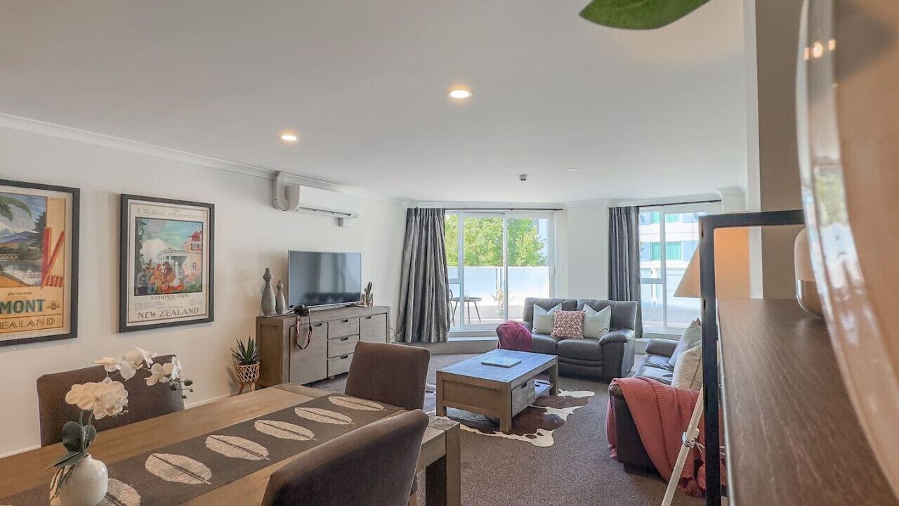 Photo of Livingroom in Hamilton