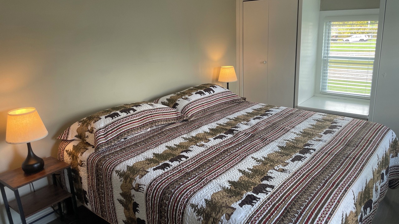Photo of Bedroom in Avon