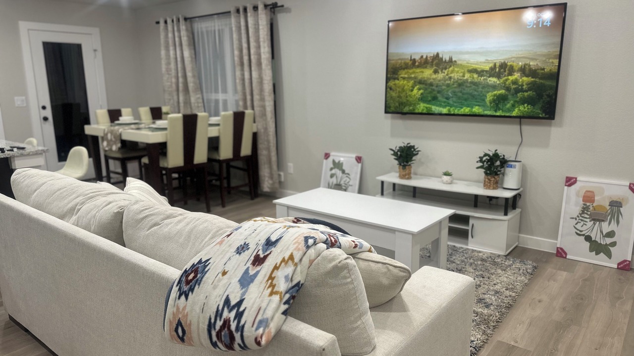 Photo of Livingroom in Odessa