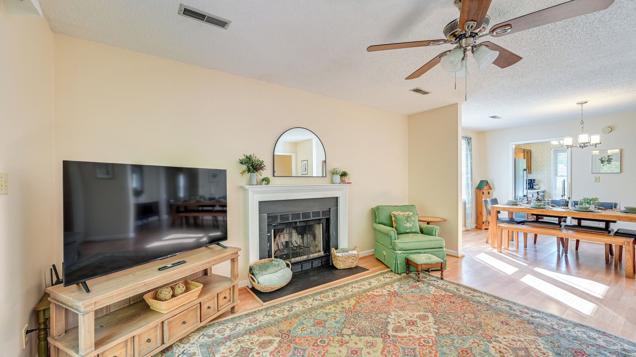 Photo of Livingroom in Winston - Salem