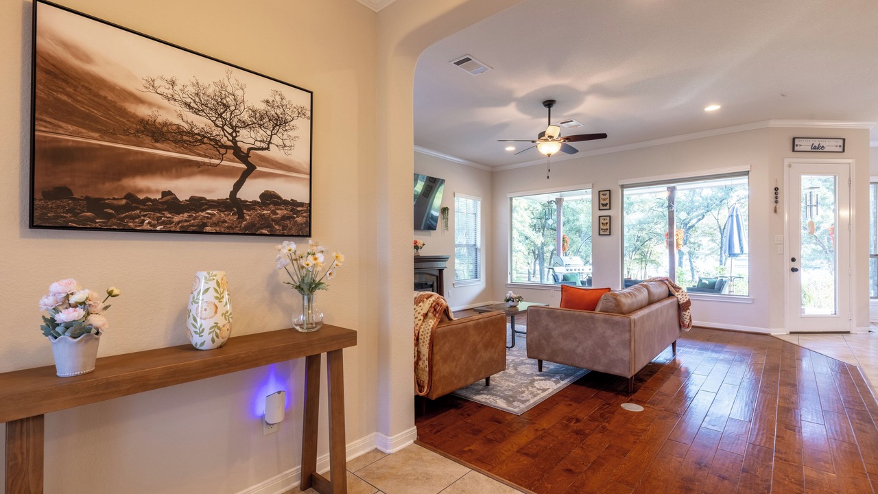 Photo of Livingroom in Quinlan