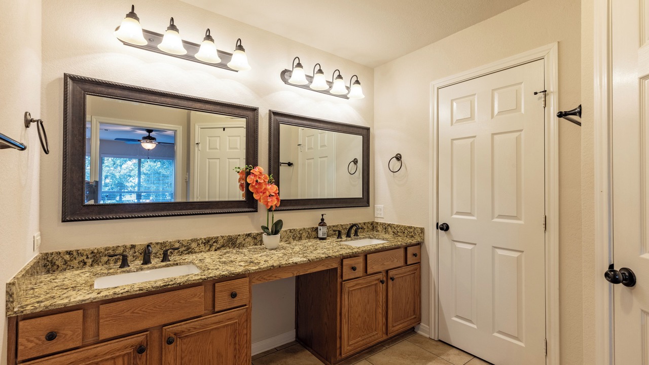 Photo of Bathroom in Quinlan