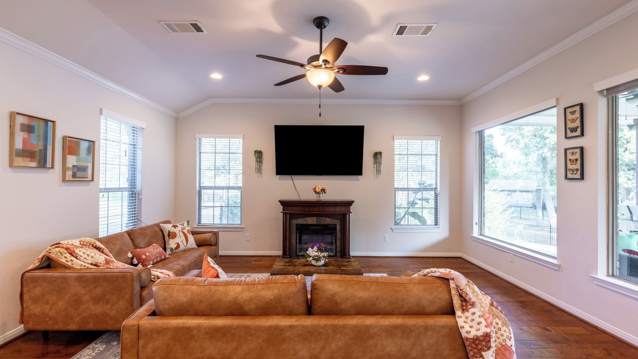 Photo of Livingroom in Quinlan