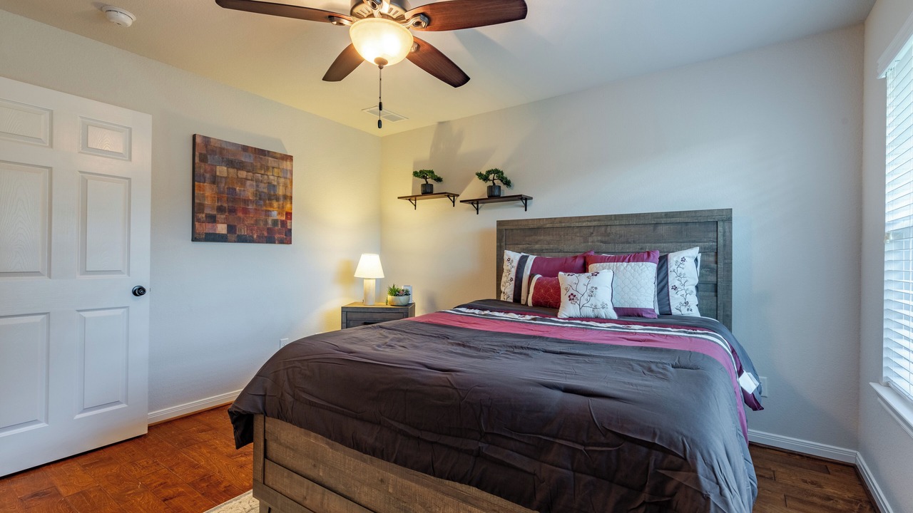 Photo of Bedroom in Quinlan