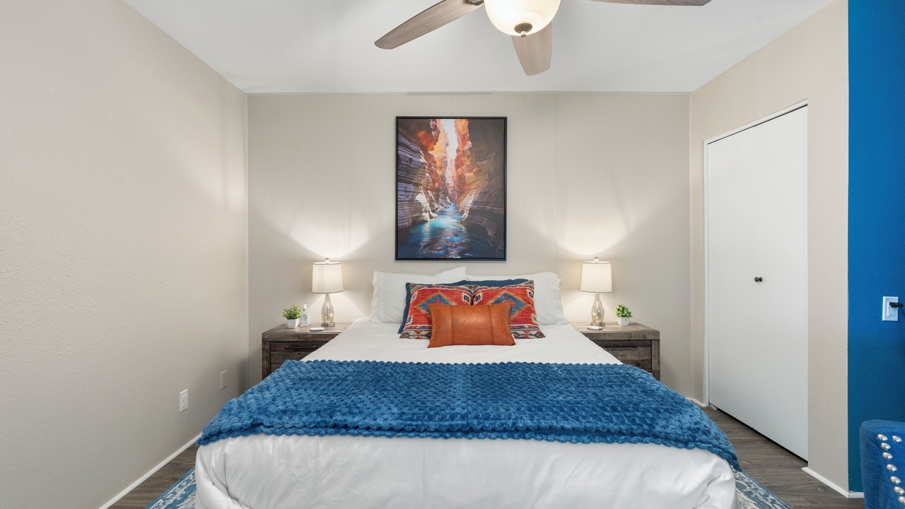 Photo of Bedroom in Entertainment District