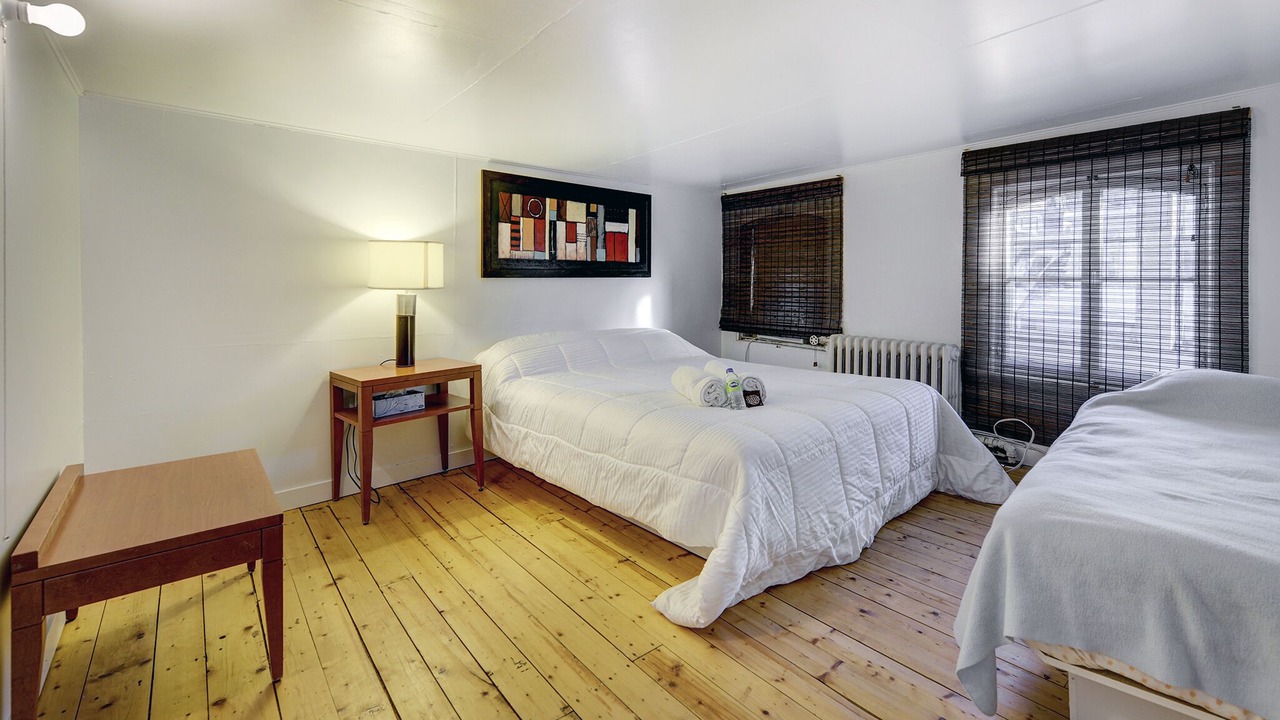 Photo of Bedroom in Saint-Jean-Baptiste