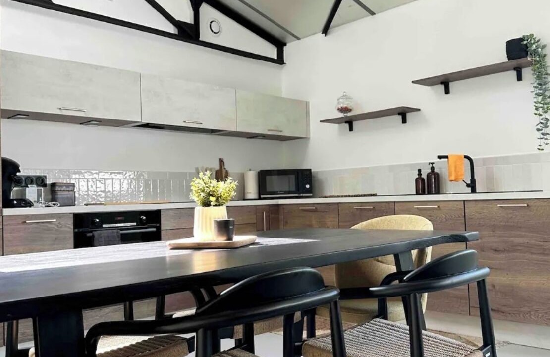 Photo of Others in Nyls