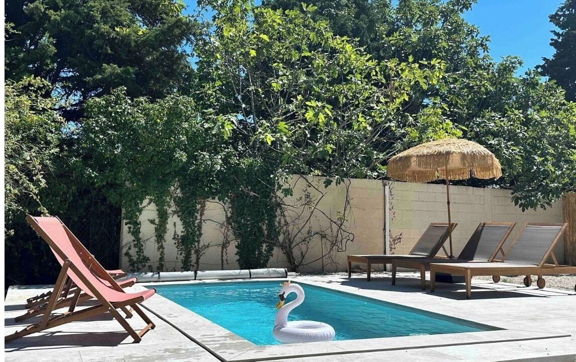 Photo of Outdoor in Nyls