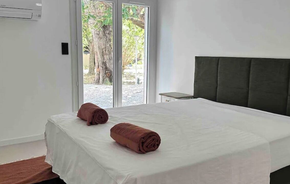 Photo of Others in Nyls