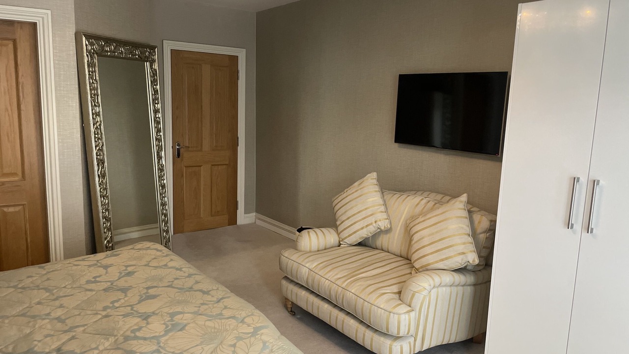 Photo of Others in Birkdale