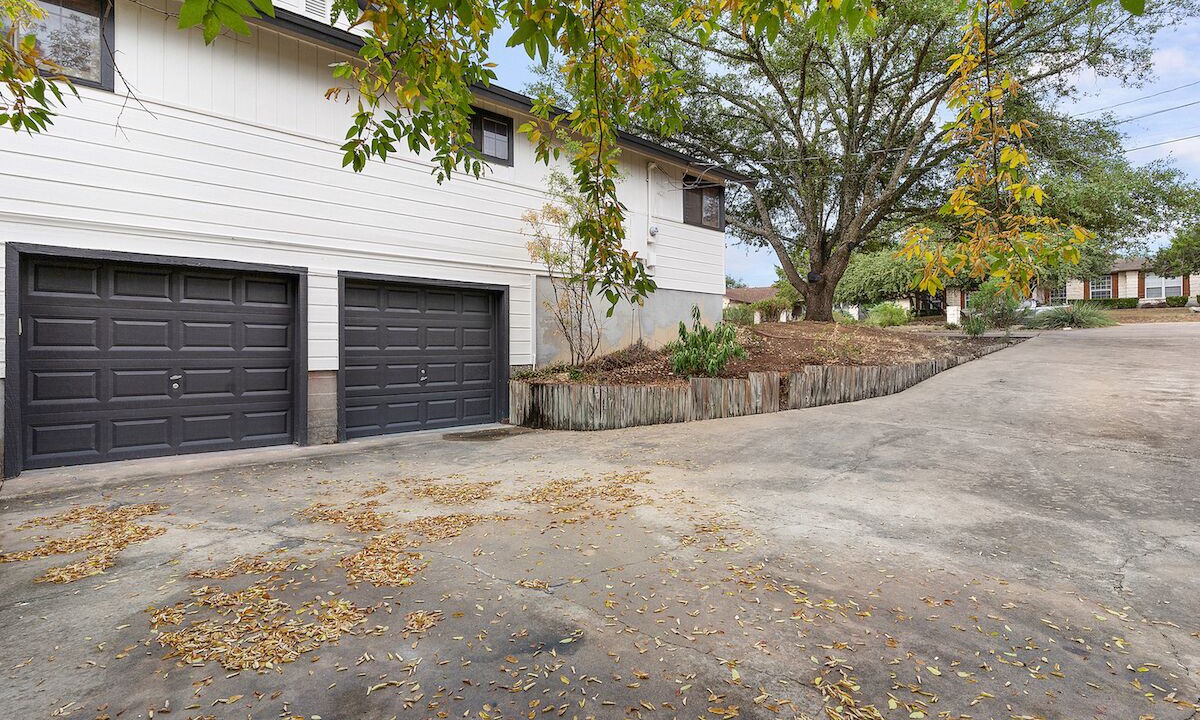 Photo of Outdoor in Highland Lake Estates