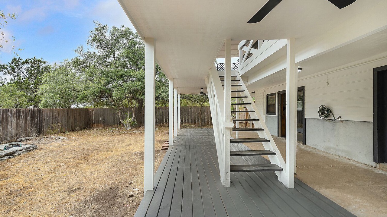 Photo of Patio Balcony in Highland Lake Estates
