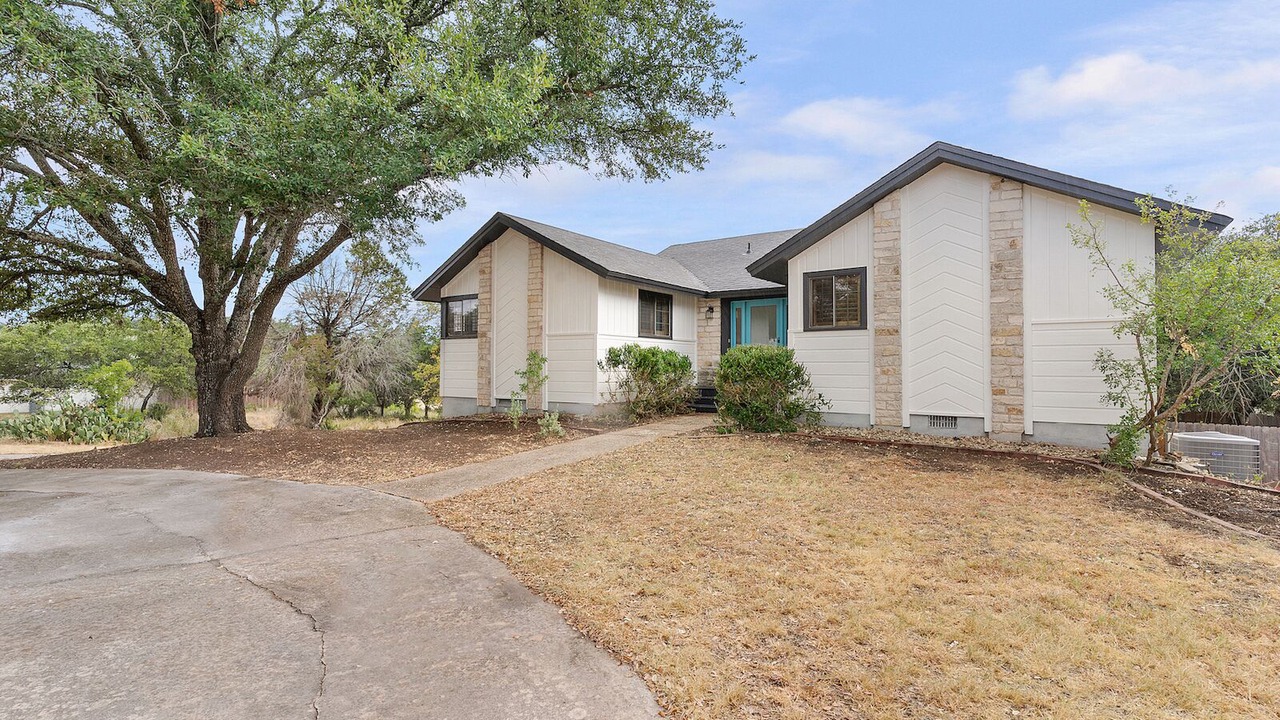 Photo of Outdoor in Highland Lake Estates