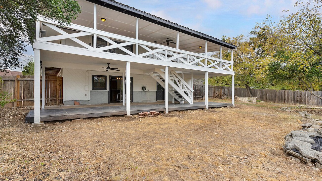 Photo of Outdoor in Highland Lake Estates