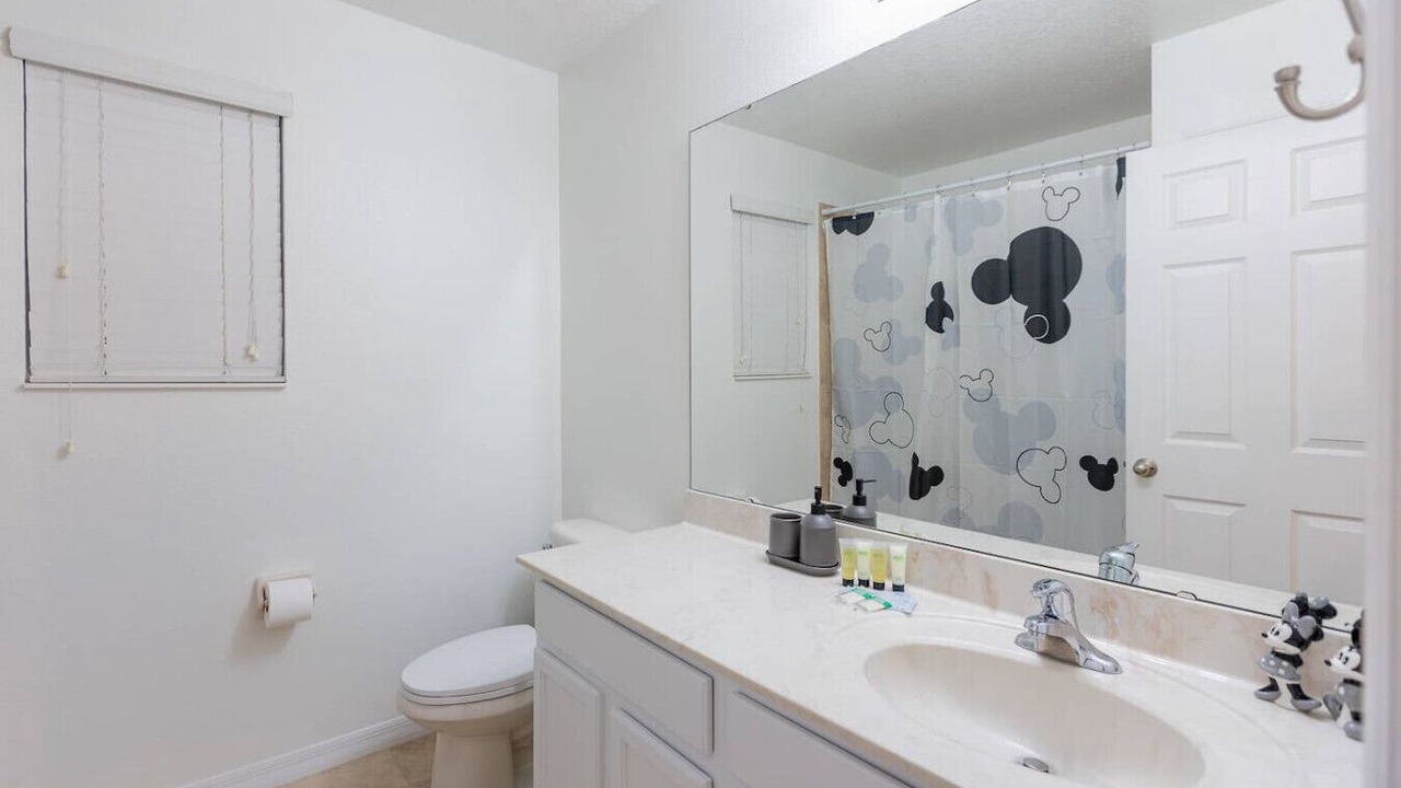 Photo of Bathroom in Veranda Palms