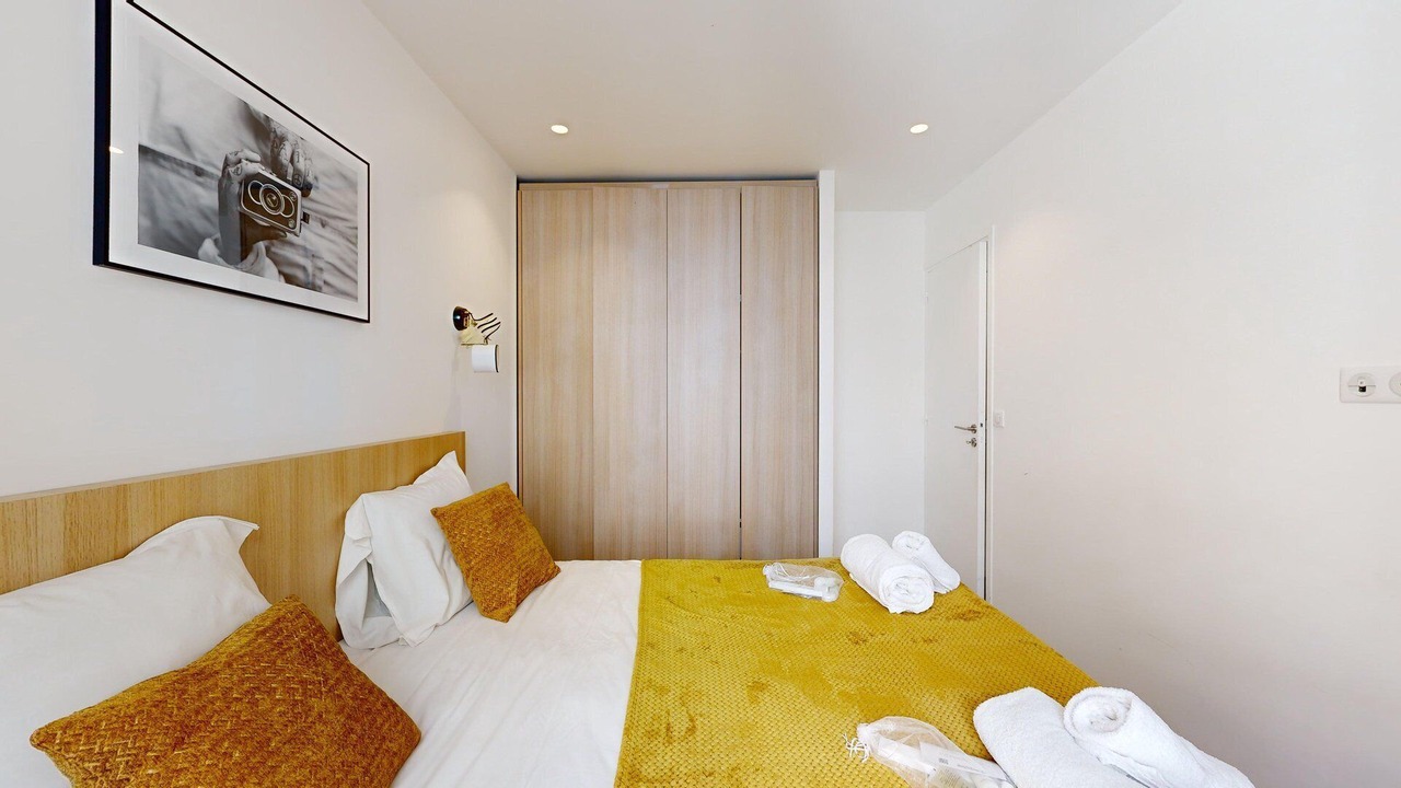 Photo of Bedroom in Quartier de la Salpetriere