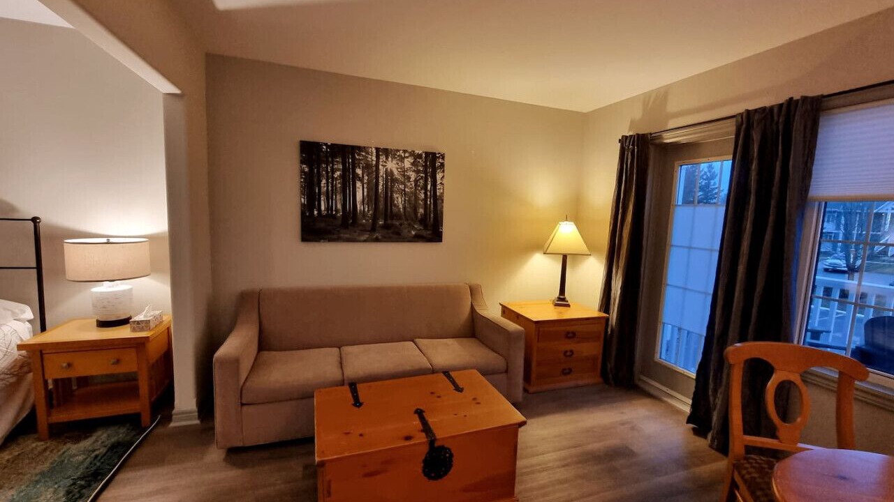 Photo of Livingroom in Oro-Medonte
