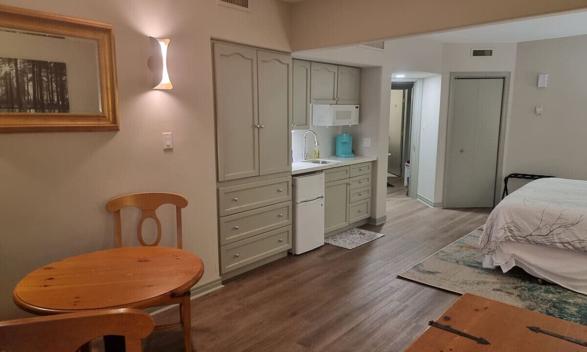 Photo of Bedroom in Oro-Medonte