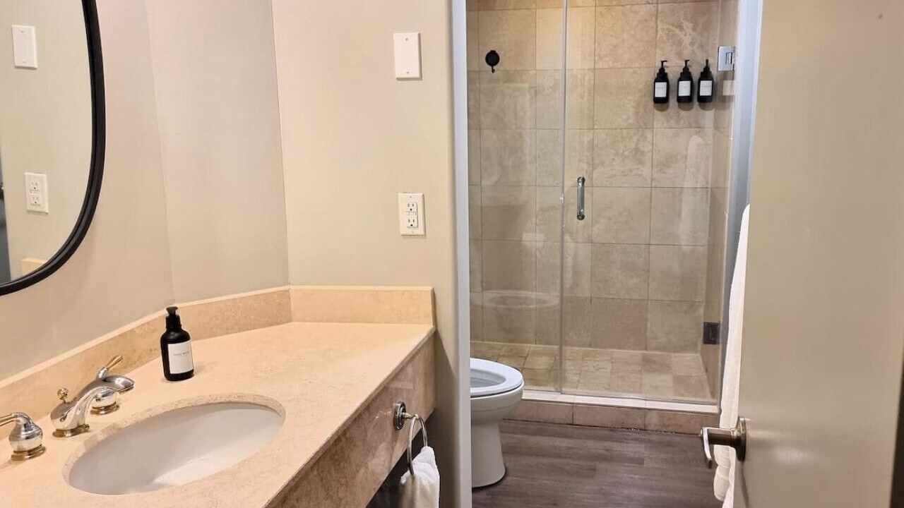 Photo of Bathroom in Oro-Medonte