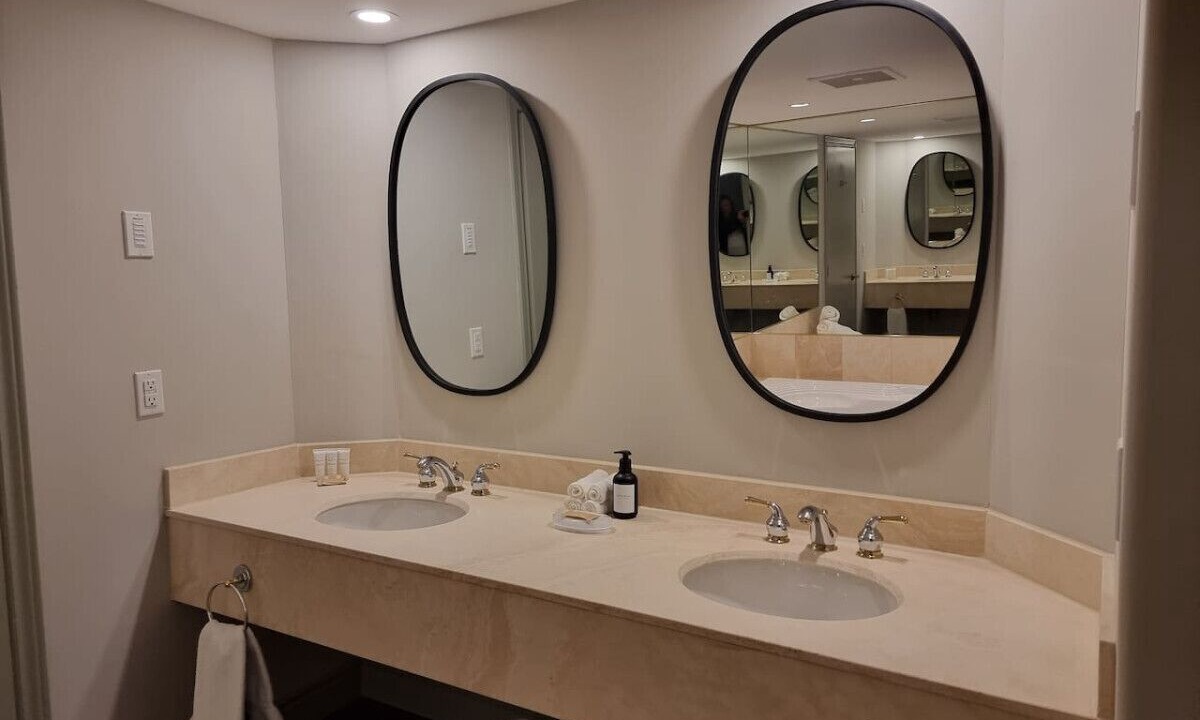 Photo of Bathroom in Oro-Medonte
