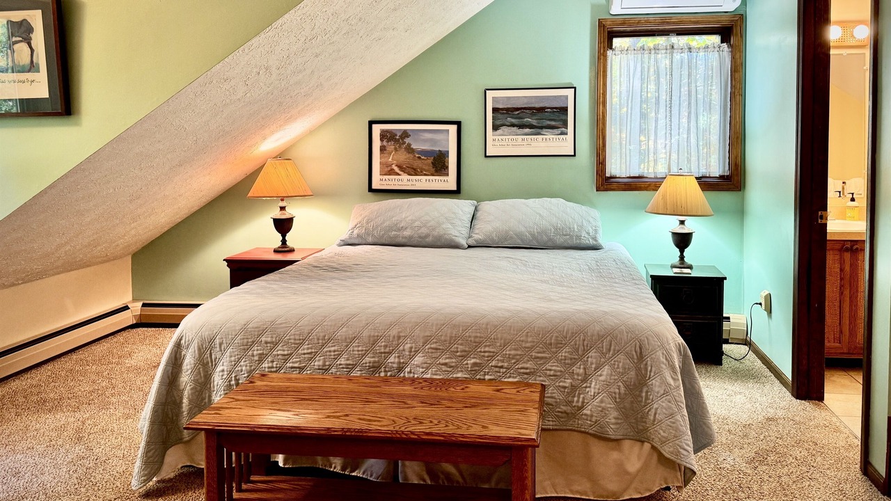 Photo of Bedroom in Glen Arbor